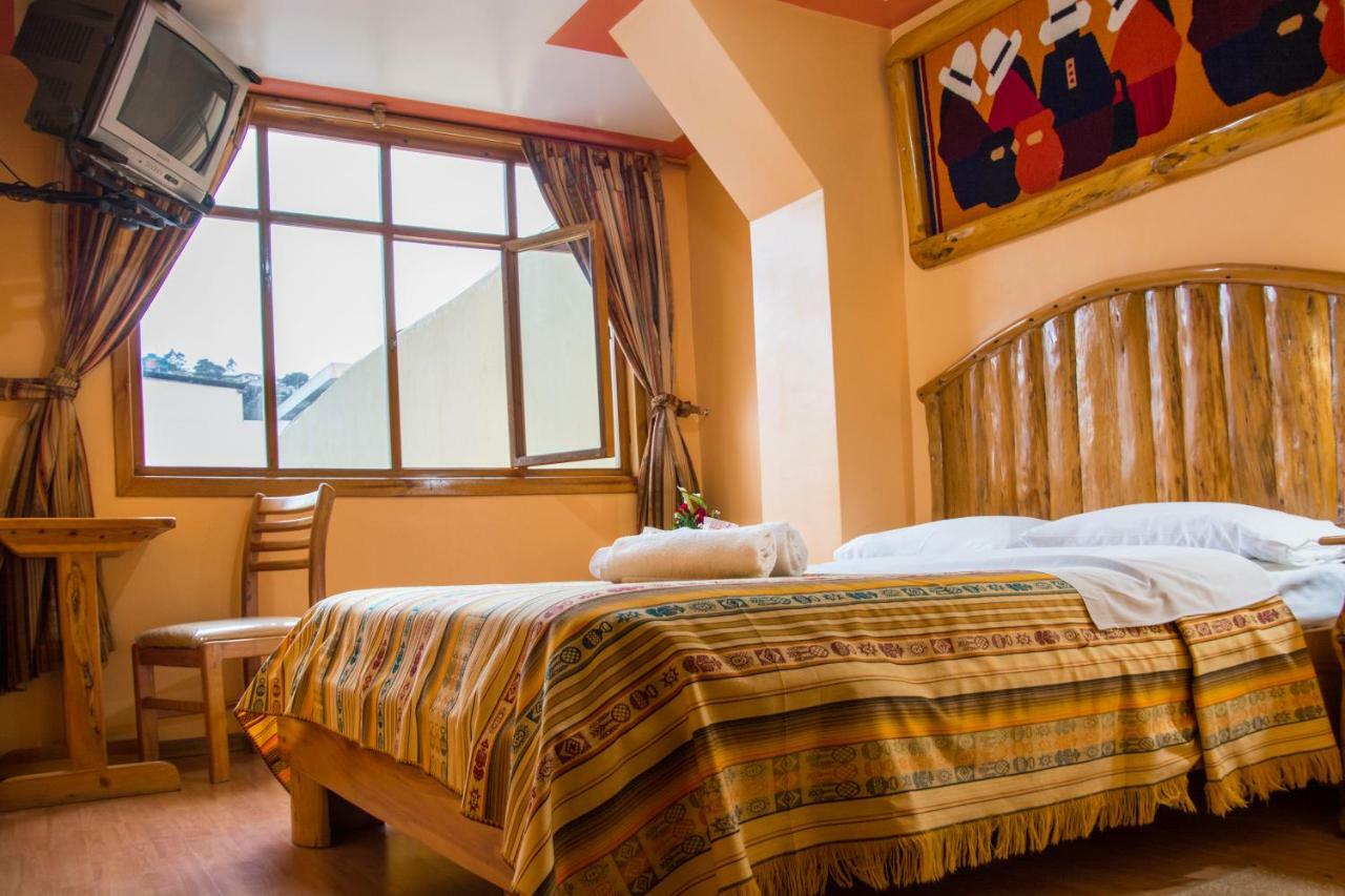 Hotel Santafe Inn オタバロ エクステリア 写真