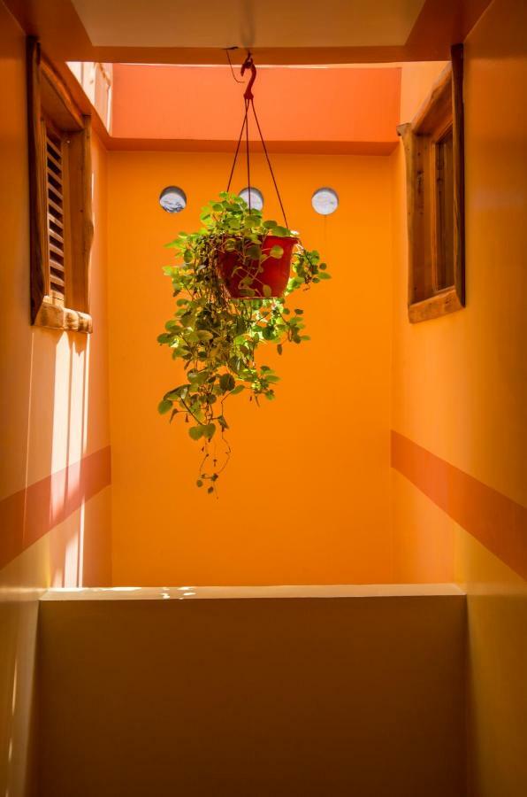 Hotel Santafe Inn オタバロ エクステリア 写真