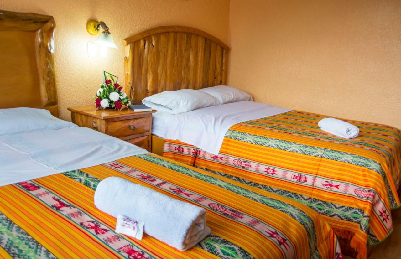 Hotel Santafe Inn オタバロ エクステリア 写真