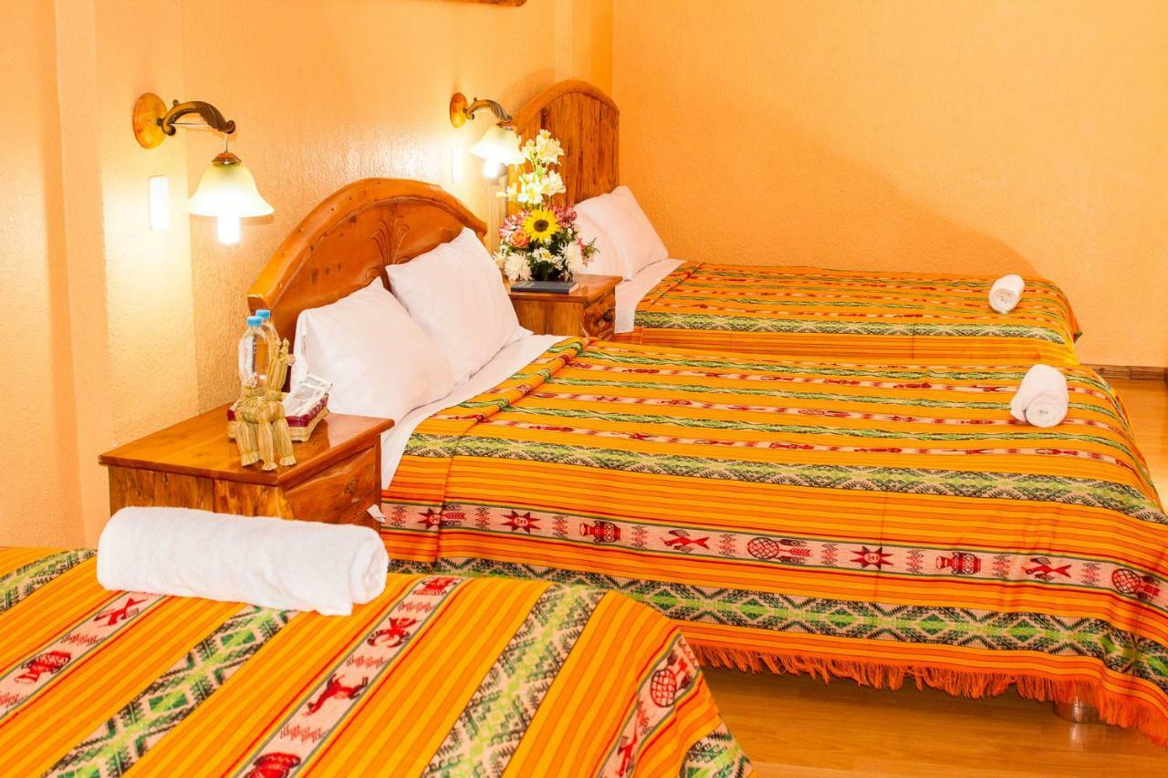 Hotel Santafe Inn オタバロ エクステリア 写真
