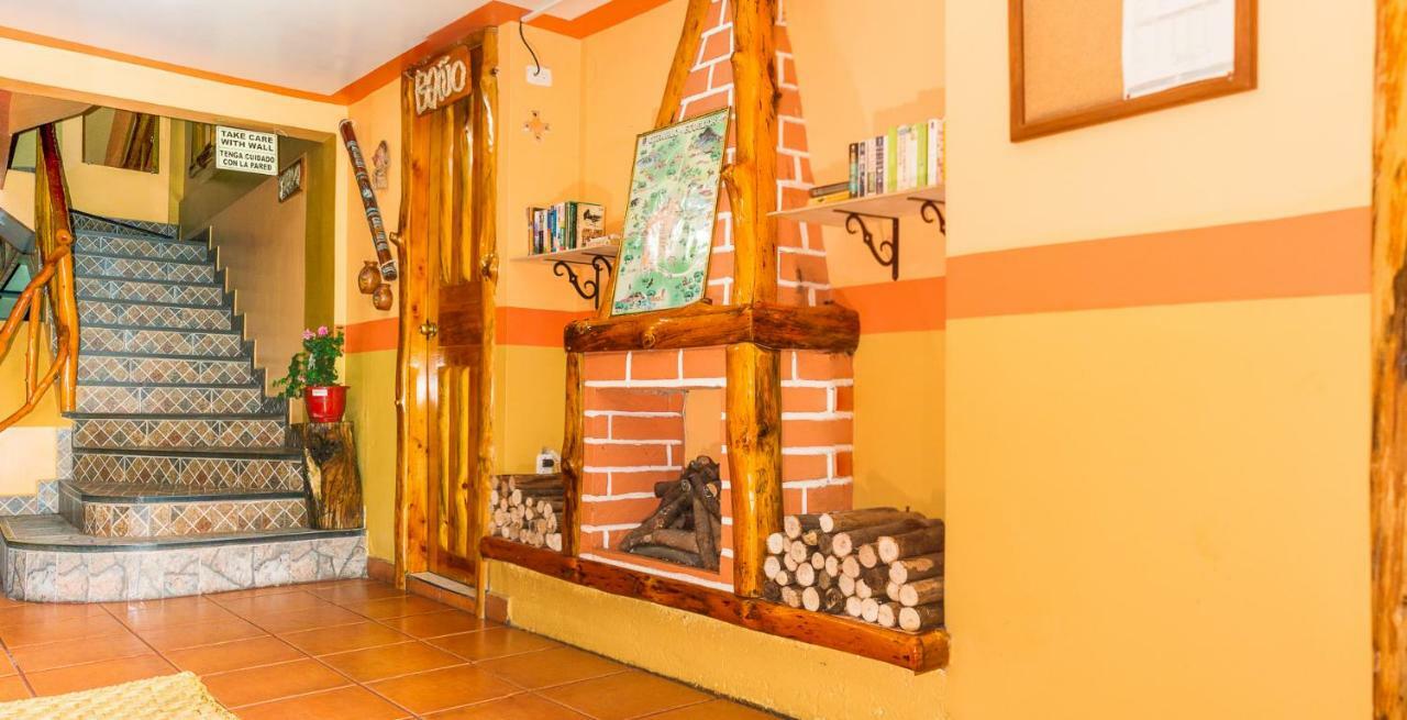 Hotel Santafe Inn オタバロ エクステリア 写真
