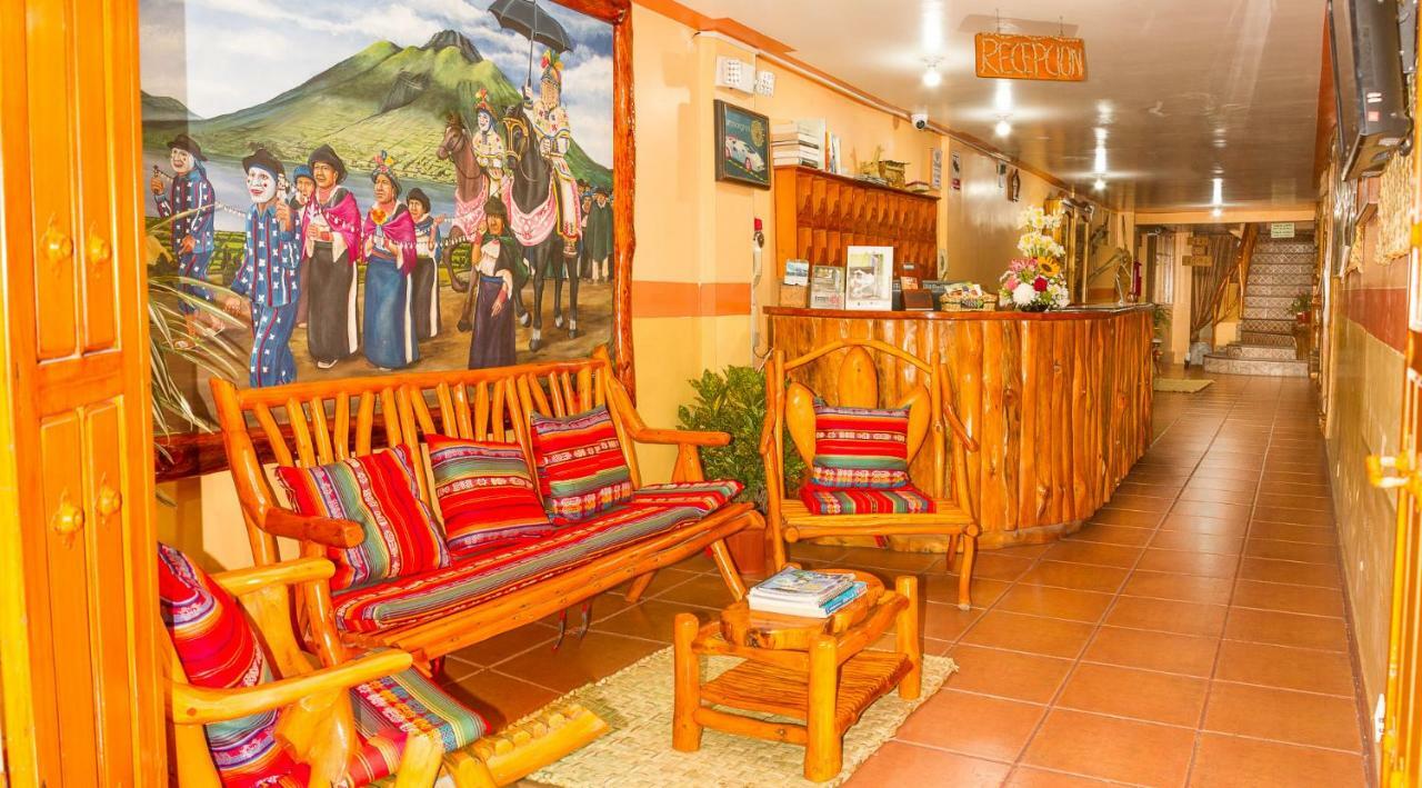 Hotel Santafe Inn オタバロ エクステリア 写真