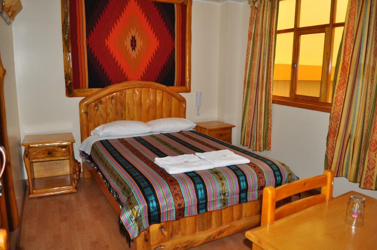 Hotel Santafe Inn オタバロ エクステリア 写真