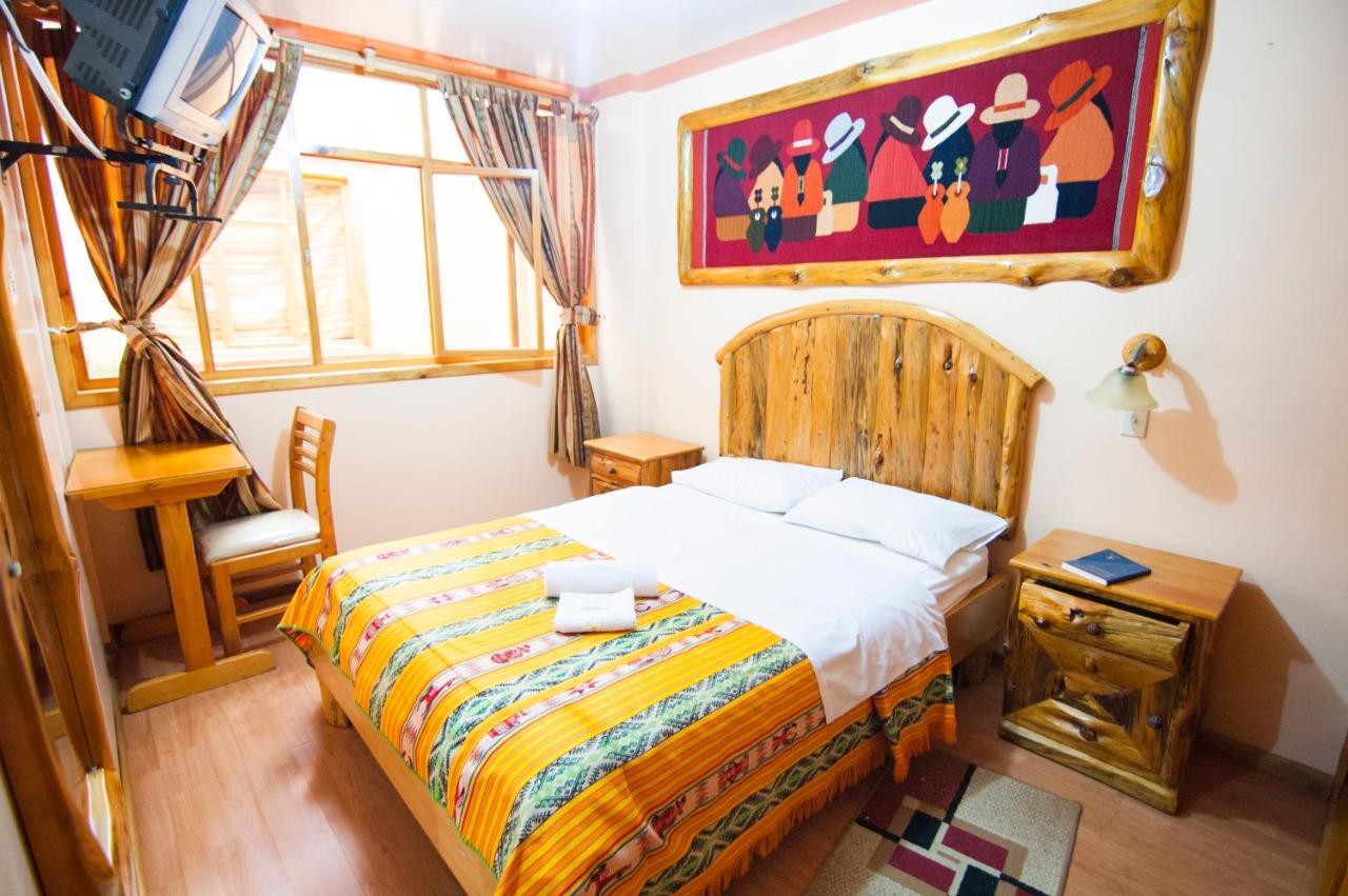 Hotel Santafe Inn オタバロ エクステリア 写真